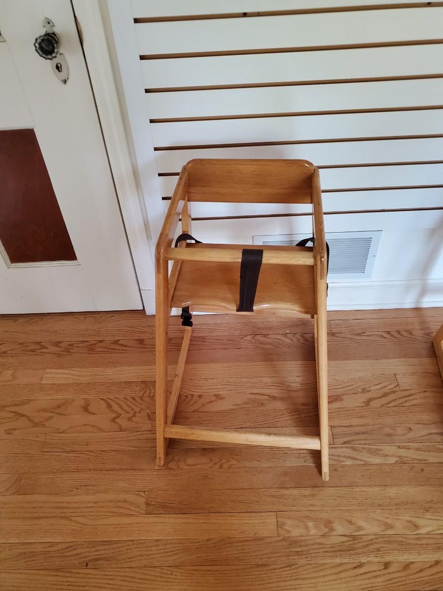 Standard Restaurant High Chair