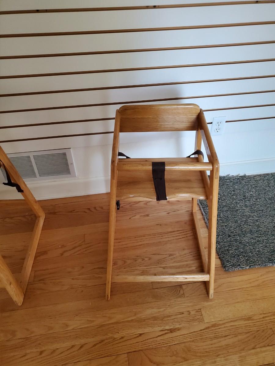 Standard Restaurant High Chair 2