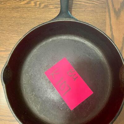 Cast Iron Skillet Lot
