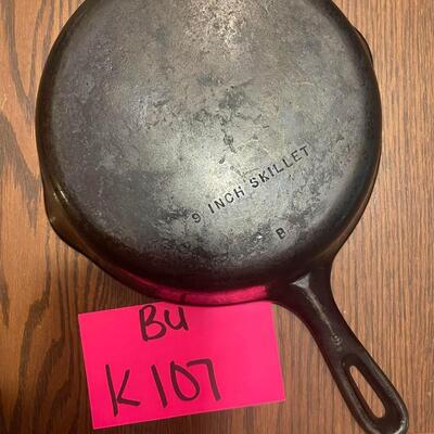 Cast Iron Skillet Lot