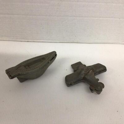 1168 Set of 2 Antique Eppelsheimer Plane, Boat Pewter Ice Cream Molds