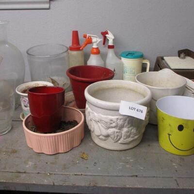 Flower Pots & Vases