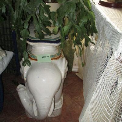 Ceramic Elephant Plant Stand w/plant