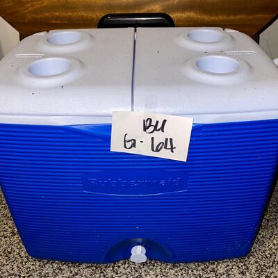 Rubbermaid Blue Cooler