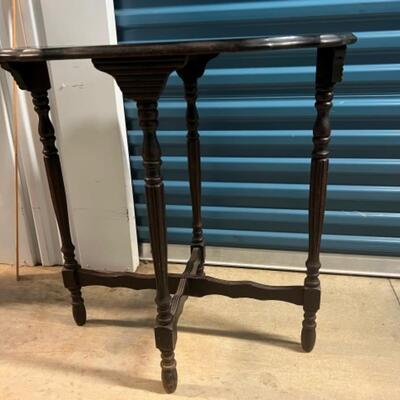 Black side table