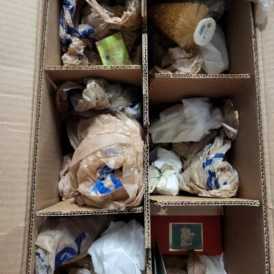Box lot FULL of Christmas decor