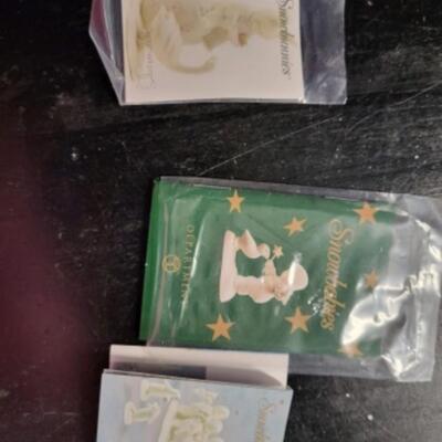 Box lot FULL of Christmas decor