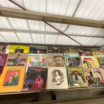 P3-Lot of 21 Records