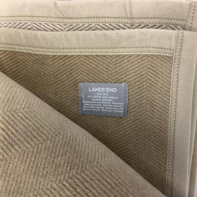 Lot 1162. Pair of Landsâ€™ End Home Blankets made in Germany