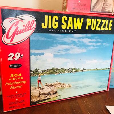 Lot of 4 vintage Puzzles
