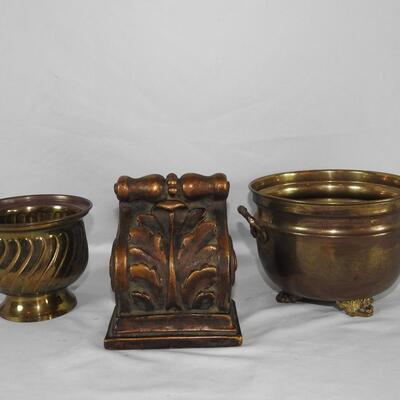 Trio of home decor