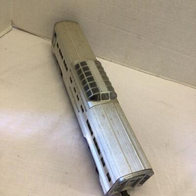 1200 Vintage Lionel Model 2532 Passenger Train Car w/Astra Dome Cover