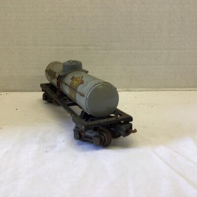 1202 Vintage Lionel Model 2755 Sunoco Tank Car-Gray