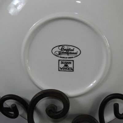 Collectible rooster plates and mugs
