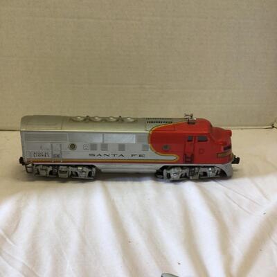1204 Vintage LIONEL 2353T SANTA FE F3 NON-POWERED