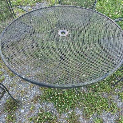 1265 Vintage Black Wrought Iron 5 Pc Patio Set