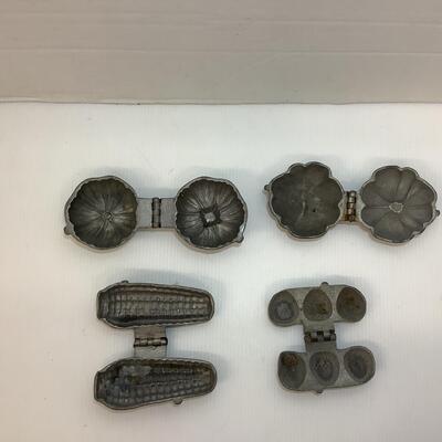 Lot. 1184 Antique Pewter Eppelsheimer Ice Cream Molds ( Fruit & Vegetable )