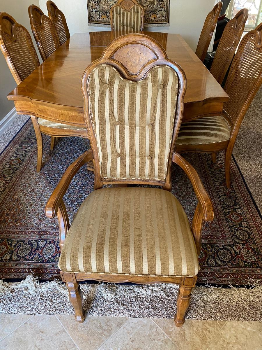 Midcentury Thomasville Formal Dining Room Table Set with 8 Cane Back