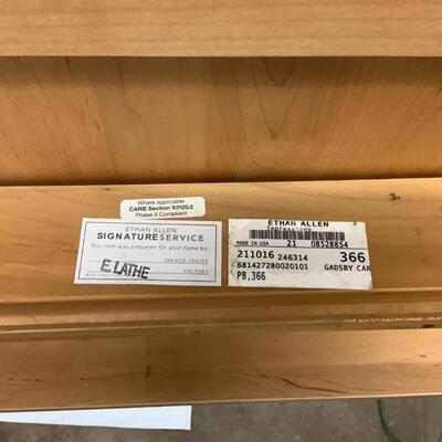 1232 Ethan Allen Wood Dining Table w/ Tapered Legs & 2 Leafs