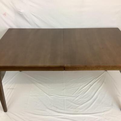 1232 Ethan Allen Wood Dining Table w/ Tapered Legs & 2 Leafs