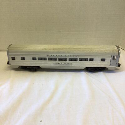 1209 Vintage Lionel Model 2533 â€œSilver Cloudâ€ Passenger Car