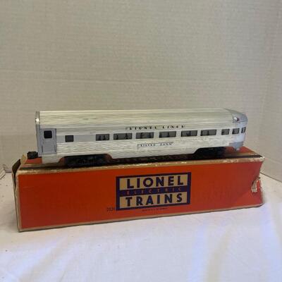 1210 Vintage Lionel â€œSilver Dawnâ€ Illuminated Observation Passenger Car