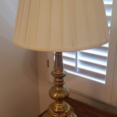 2 Brass table lamps