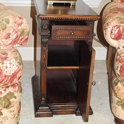 Pair of Chairs and End Table with Lamp