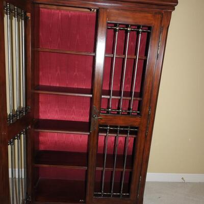 Display cabinet/hutch
