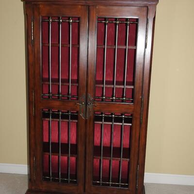 Display cabinet/hutch