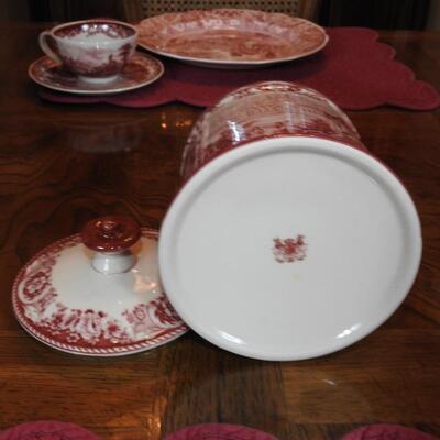 Mixed set of Spode & Wood & Sons China