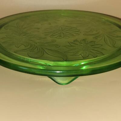 Vtg Green Uranium Glass Cake Plate