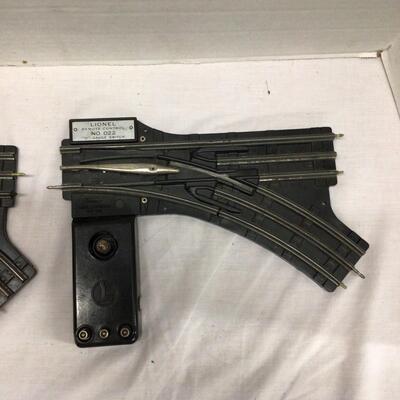 1228 Pair of Vintage Lionel No. 22 Remote Control â€œ0â€:Gauge Switches