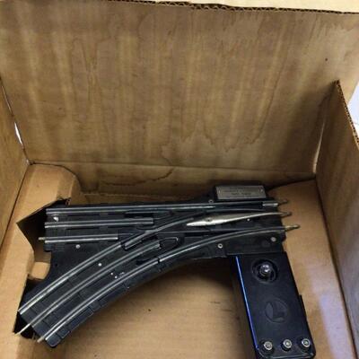 Qy (1) Vintage Lionel No. 22 Remote Control â€œ0â€:Gauge Switches. In original box.