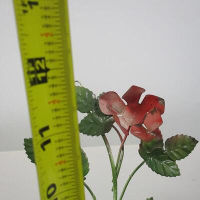 Tole Metal Flower Wall Hanging