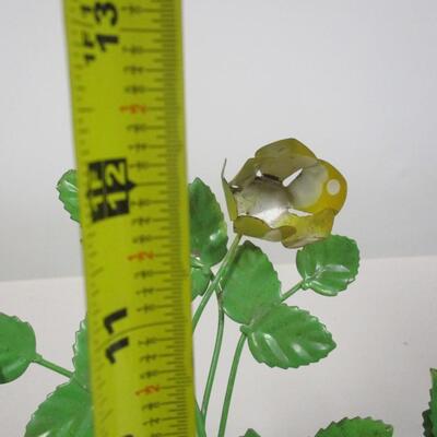 Tole Metal Flower Wall Hanging