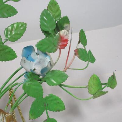 Tole Metal Flower Wall Hanging