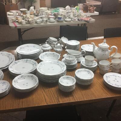 Vintage Johann Haviland Bavaria Germany China 110 Pieces