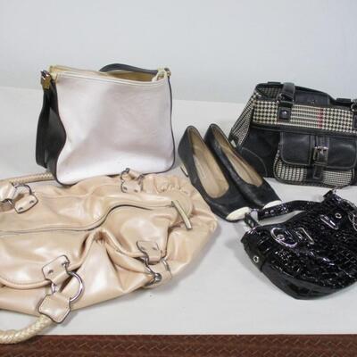 Handbags - Chaps - Mondani - MSC - L