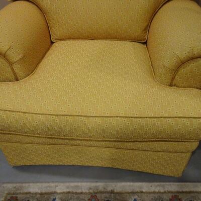 LOT 126. YELLOW UPHOLSTERED CHAIR
