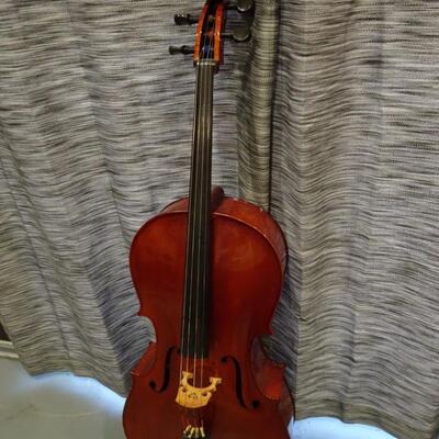 LOT 136. STRING WORKS CELLO