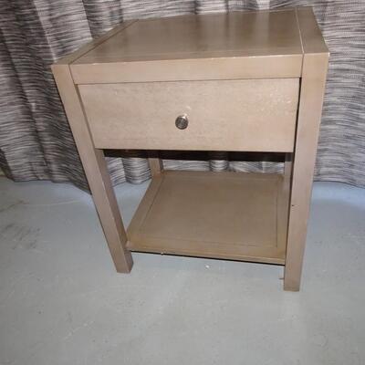 LOT 141. SIDE TABLE WITH DRAWER