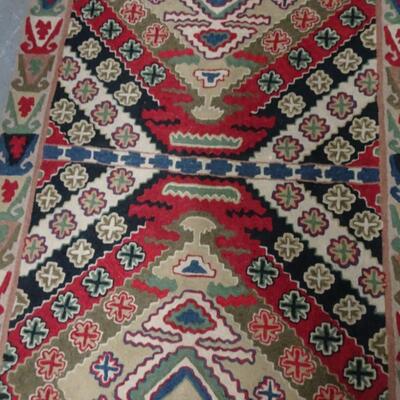 LOT 147  KASHMIR WOOL RUG MADE IN INDIA
