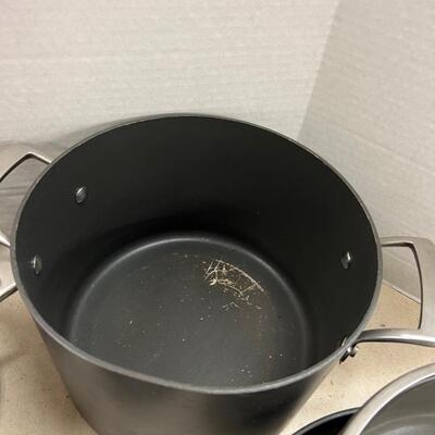 1285 Set of 9 Kirkland Signature Cooking Pans