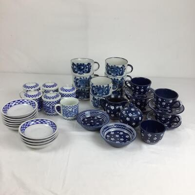 1242 Misc Blue Pottery LOT