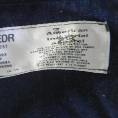 NAVY BLUE SCRUBS SIZE MEDIUM