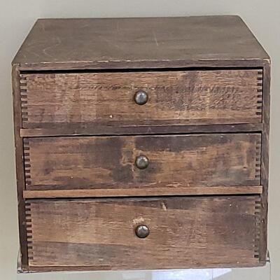 Lot 4: Antique Dovetailed Wood 3 Drawer Tabletop Cabinet