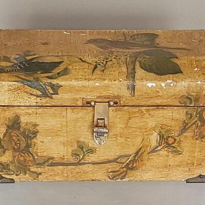 Lot 6: Antique/Vintage Bird Decoupage Trinket Book