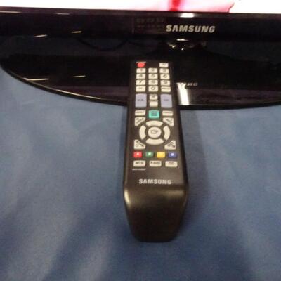 LOT 192.   SAMSUNG.  32"  TV