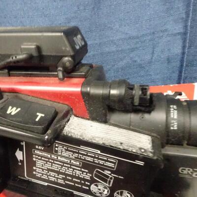 LOT 204. JVC MOVIE CAMERA